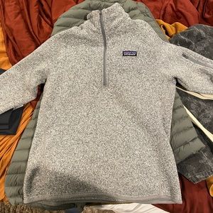 Patagonia 1/4 zip sweatshirt